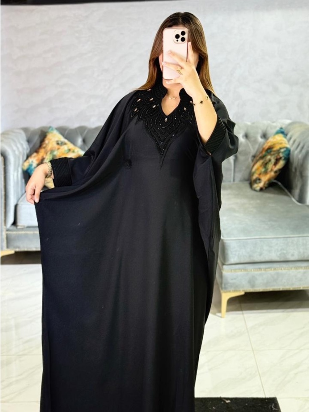 Moroccan Elegant Black Embellished V-Neck Women's Wedding Dress